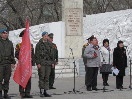 В Хакасии продолжилась акция «Часовой у Знамени Победы»