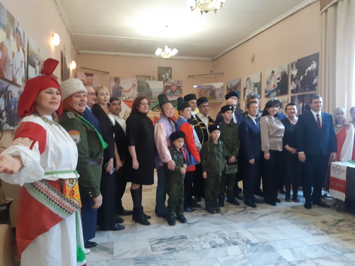 В преддверии Дня народного единства хотим сказать спасибо всем, кто каждый день делает Хакасию добрее!   В преддверии Дня народного единства хотим сказать спасибо всем, кто каждый день делает Хакасию добрее!