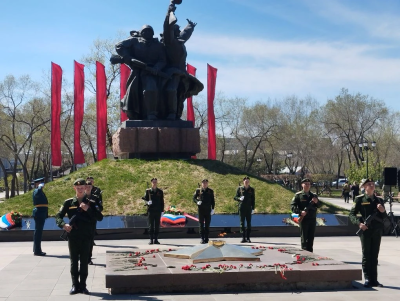 Поздравляем с 81-й годовщиной Победы советского народа в Великой Отечественной войне 1941–1945 годов!