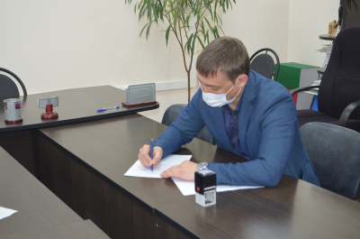 Общественная палата Хакасии подписала Соглашение о сотрудничестве с политическими партиями на общероссийском голосовании